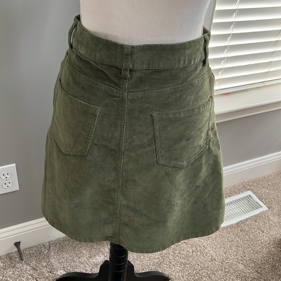 Noisy May olive green corduroy skirt - Picture 2 of 4